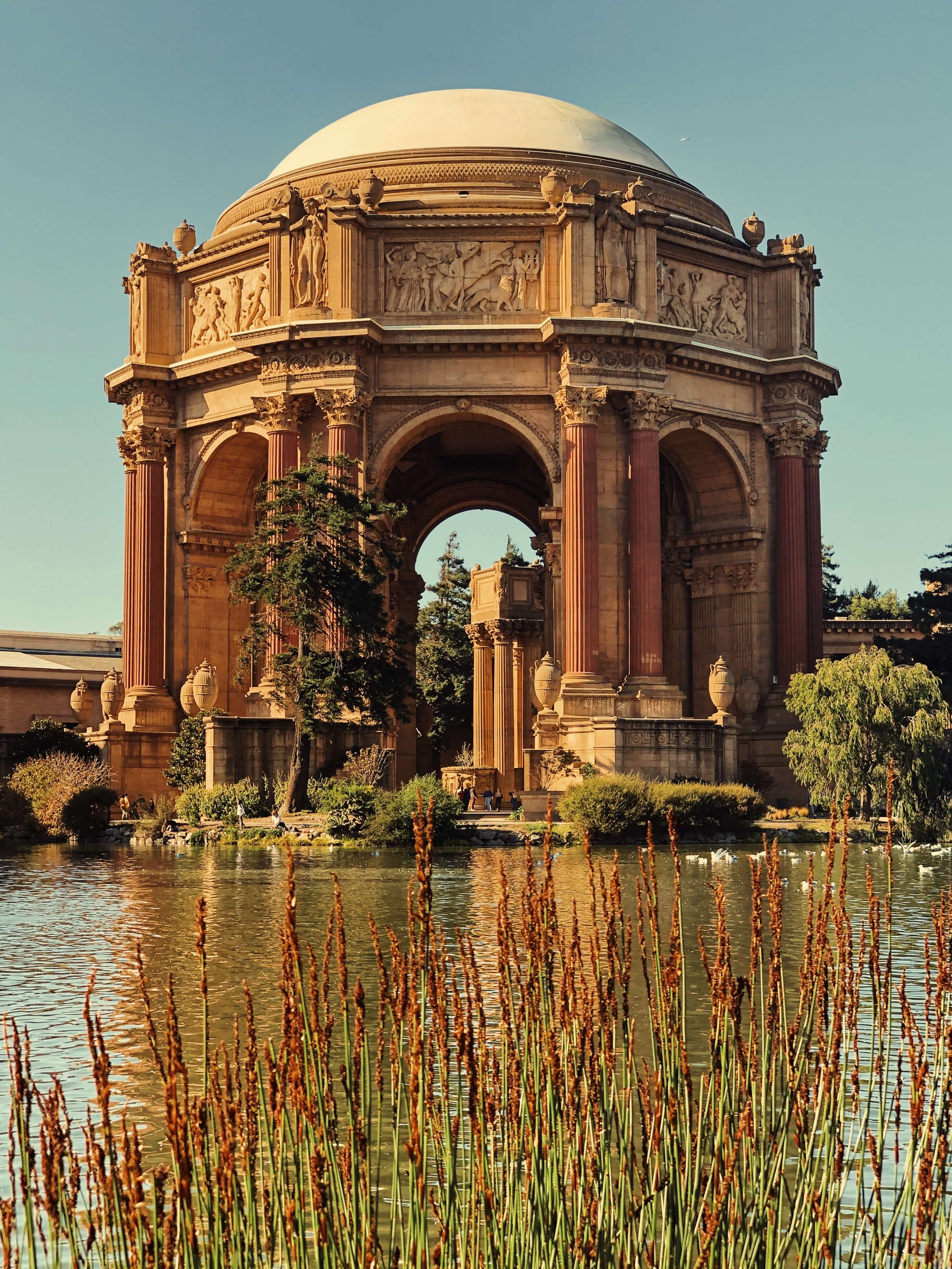 Expositions Universelles Palace of Fine Arts